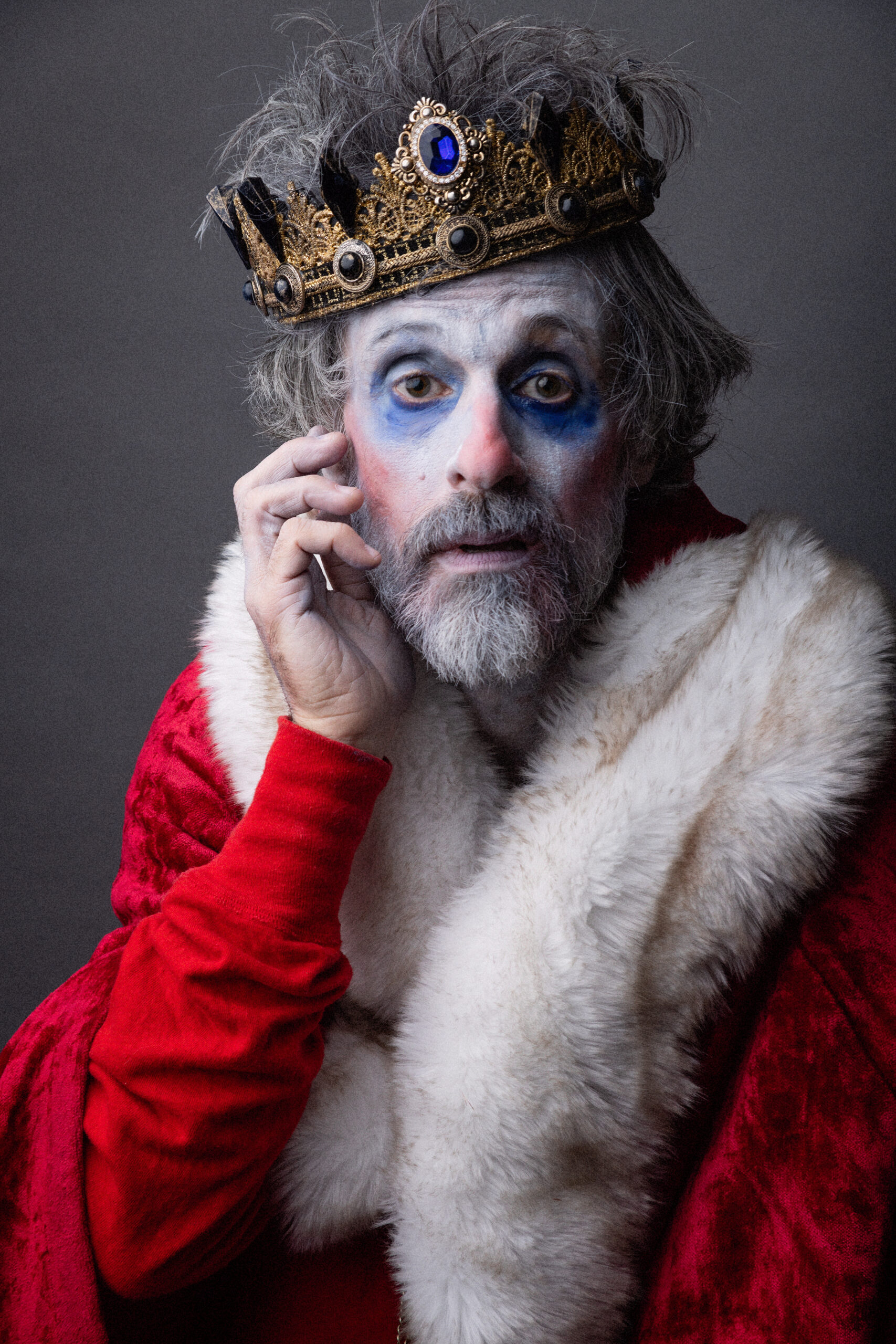 Exit the King - Theatre on Mortality and Leadership